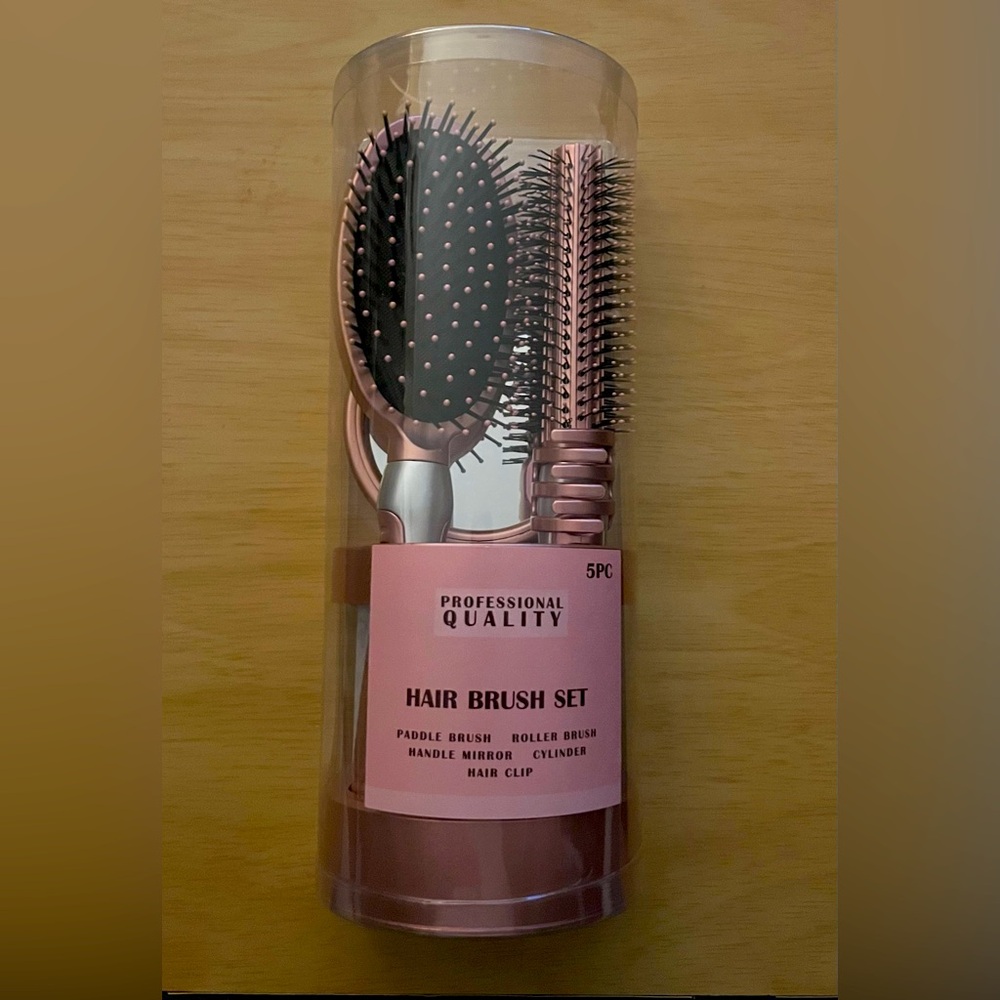 5 Piece Professional Quality Hair Brush Set.